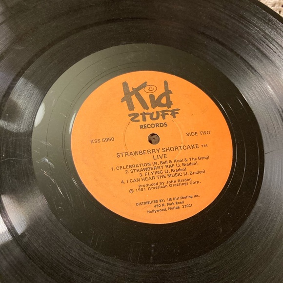 Strawberry Shortcake LIVE Vinyl Record LP - Picture 15 of 16